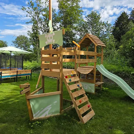 Okami-familie Bernoecker * Fischbachau